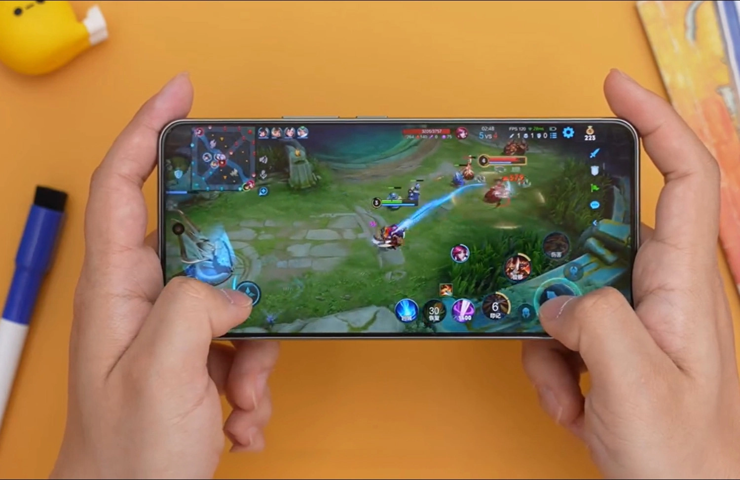 realme GT5 chơi Genshin Impact mượt mà ở FPS cao.